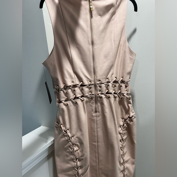 Brand New Guess cut out dress - Picture 2 of 5